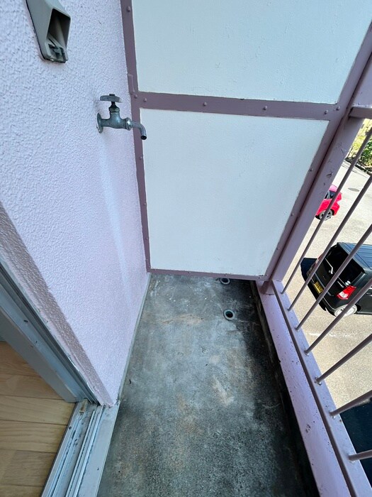 物件内観写真14　(洗濯機置場)