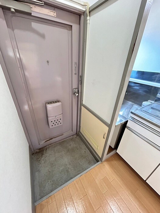 物件内観写真19　(玄関)