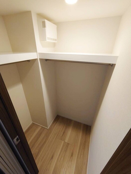 物件内観写真9　(収納)