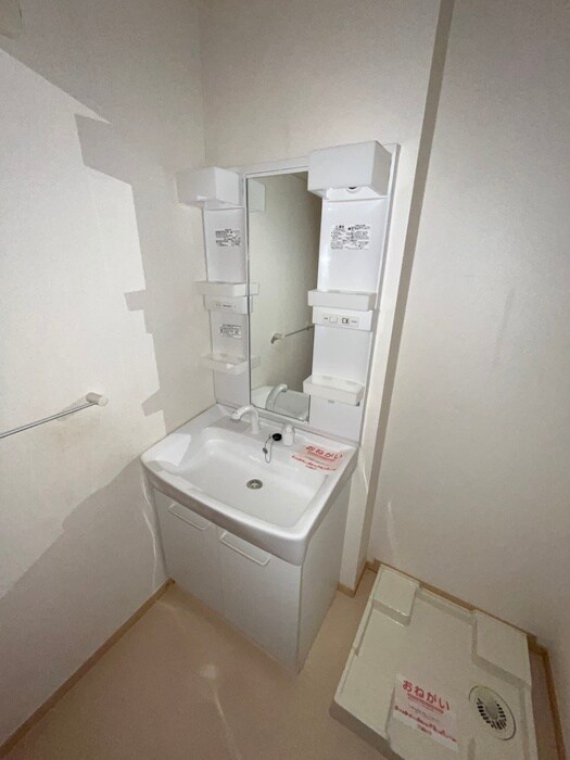 物件内観写真8　(洗面)