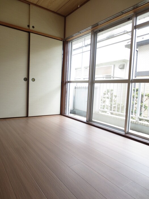 物件内観写真6　(居室)