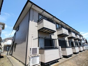 メゾンウエスト外観写真