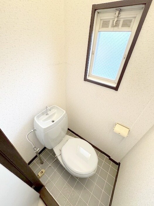 物件内観写真10　(トイレ)