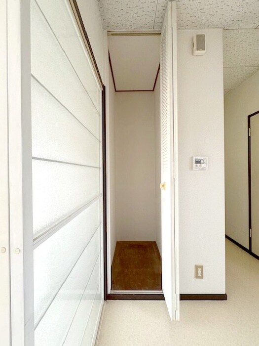 物件内観写真13　(収納)