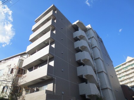 ライジングプレイス町屋（305）外観写真