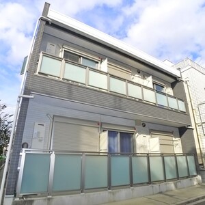 リブリ・ＰＲＯＶＩＮＳＣＩＡ外観写真