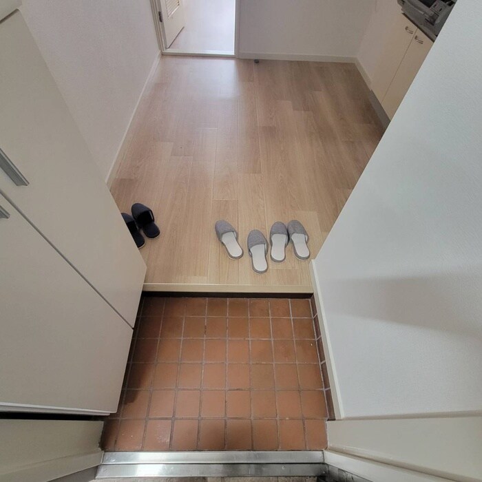 物件内観写真17　(玄関)