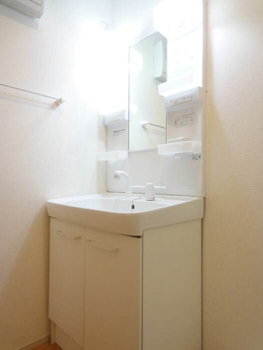 物件内観写真6　(洗面)