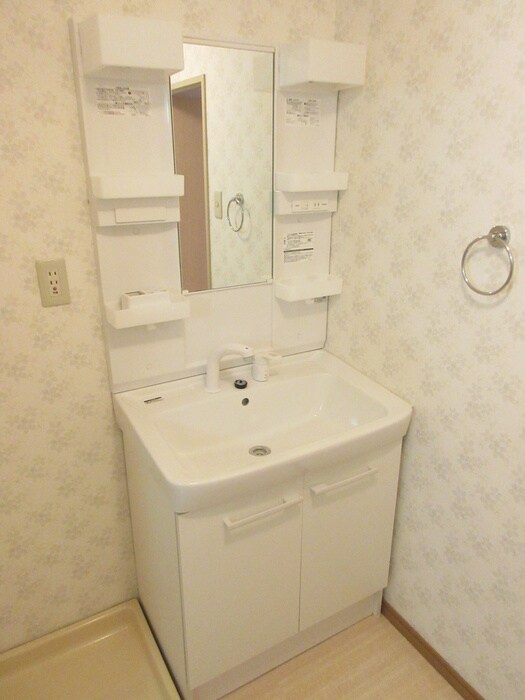 物件内観写真13　(収納)