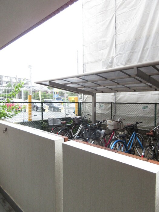 物件内観写真19　(室内からの展望)