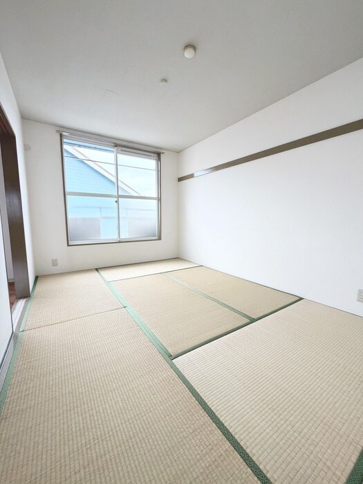 物件内観写真9　(居室)