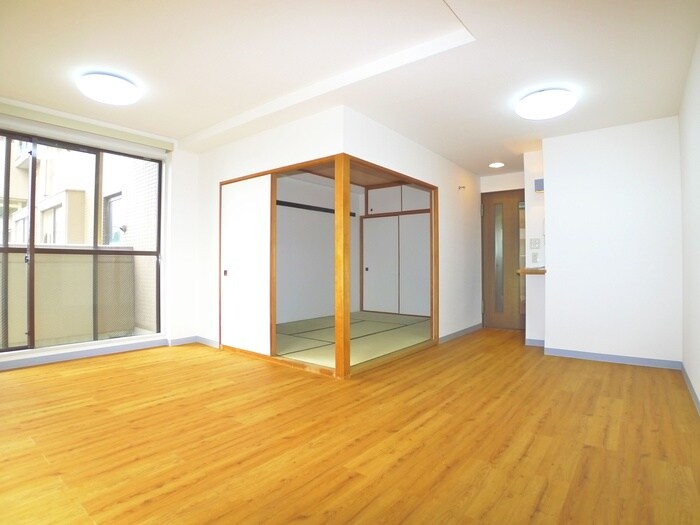 物件内観写真8　(居室)