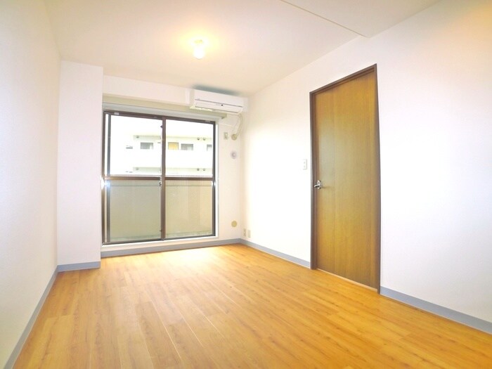 物件内観写真19　(居室)