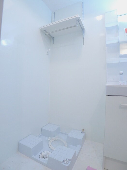 物件内観写真19　(洗濯機置場)