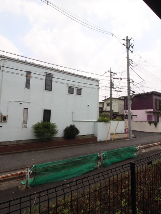 物件内観写真13　(室内からの展望)