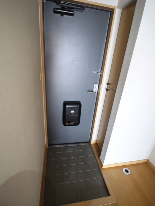 物件内観写真19　(玄関)