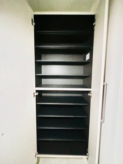物件内観写真17　(靴箱)