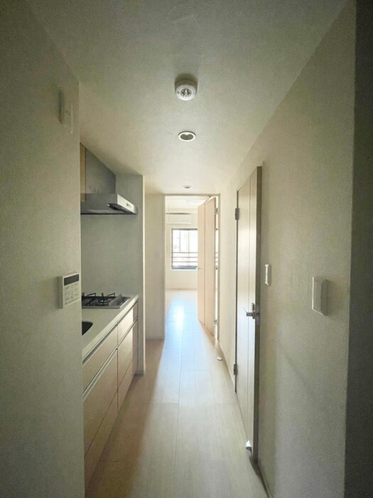 物件内観写真19　(廊下)