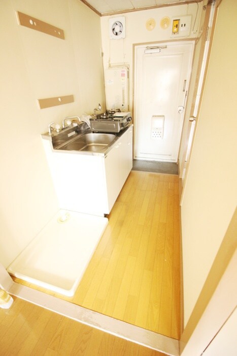 物件内観写真11　(廊下)