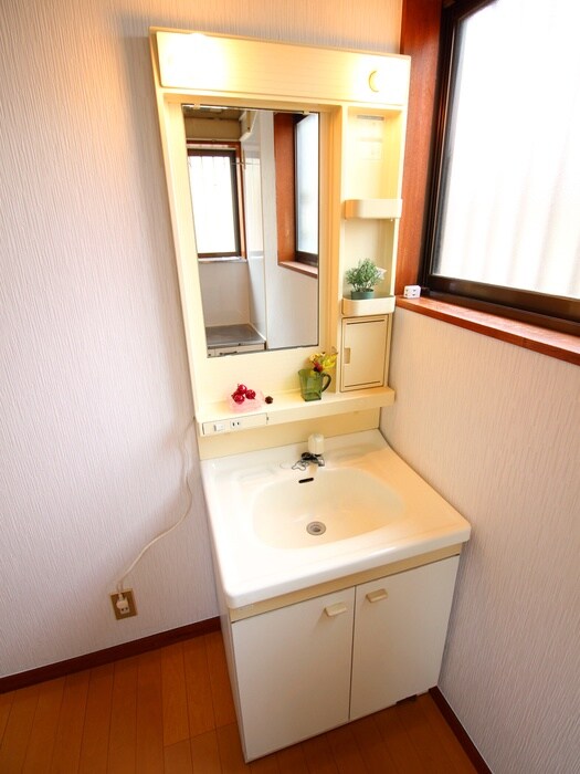 物件内観写真15　(洗面)