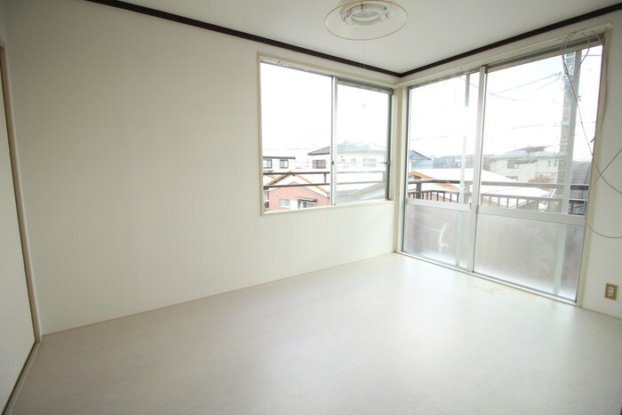 物件内観写真10　(居室)