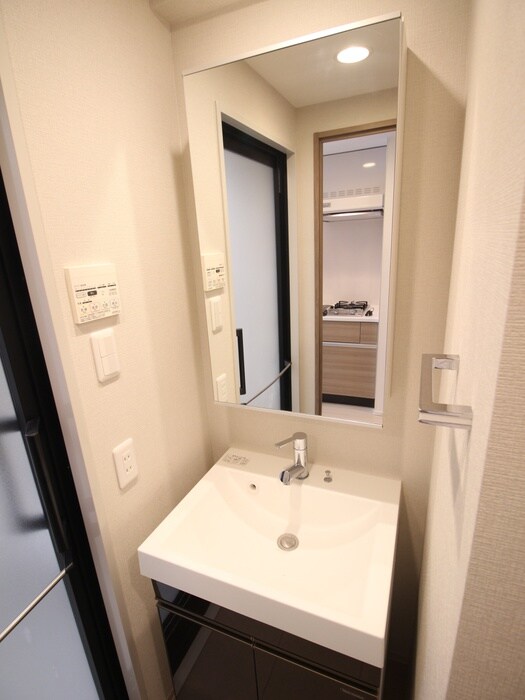 物件内観写真12　(洗面)