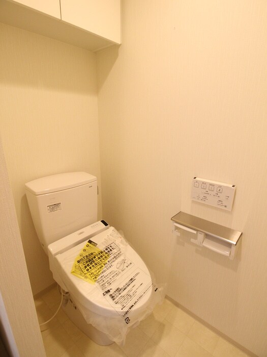 物件内観写真14　(トイレ)