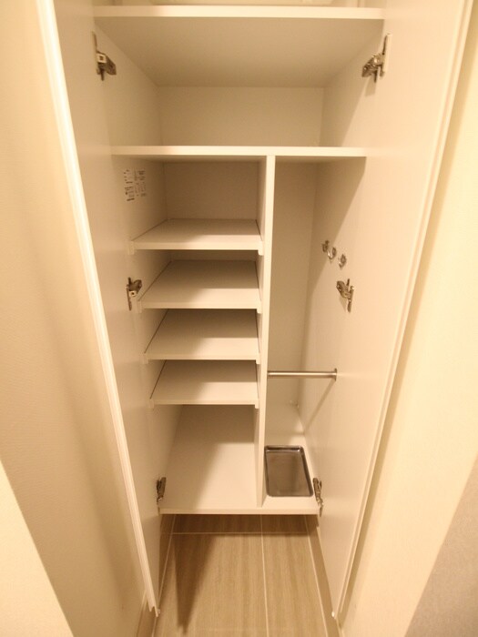 物件内観写真16　(靴箱)