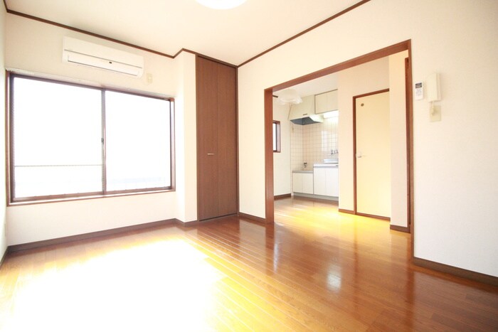 物件内観写真5　(居室)