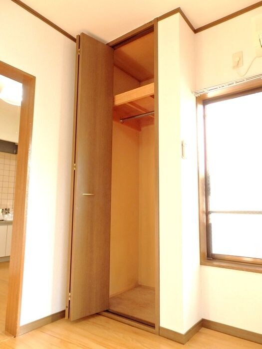 物件内観写真12　(収納)