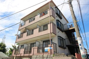 サングレイス阿久和外観写真