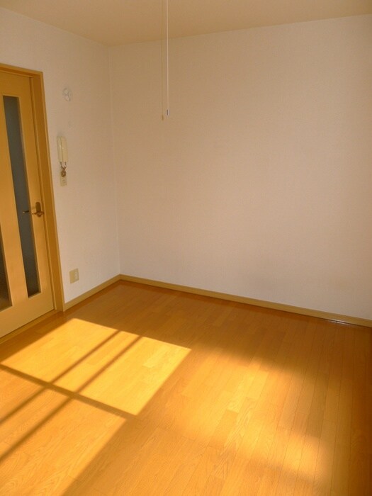 物件内観写真16　(居室)