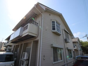 ハイツ川幡Ｃ棟外観写真