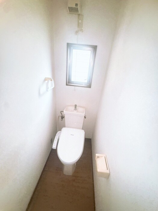 物件内観写真11　(トイレ)