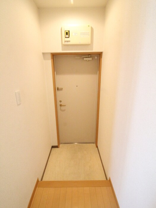 物件内観写真17　(玄関)