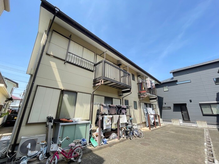 物件外観写真4　(駐車場)