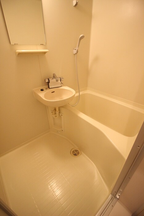 物件内観写真12　(バス／シャワールーム等)