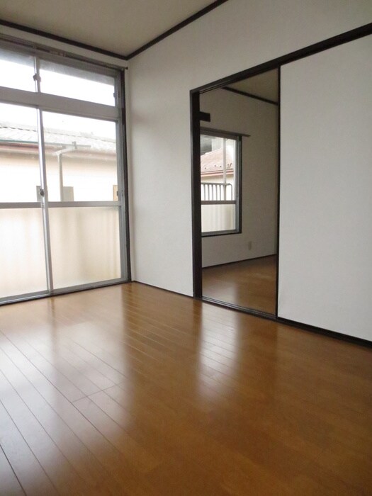 物件内観写真7　(居室)