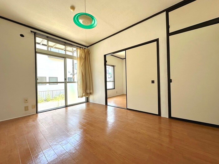 物件内観写真9　(居室)