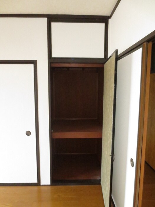 物件内観写真15　(収納)