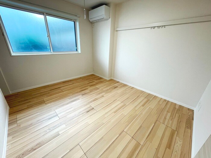 物件内観写真22　(居室)