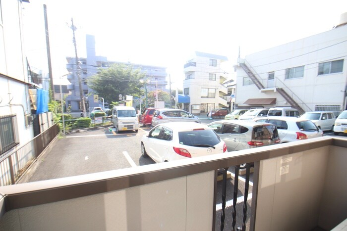 物件内観写真15　(室内からの展望)