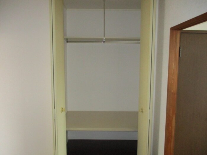 シティハイムコ―ポ島村の収納