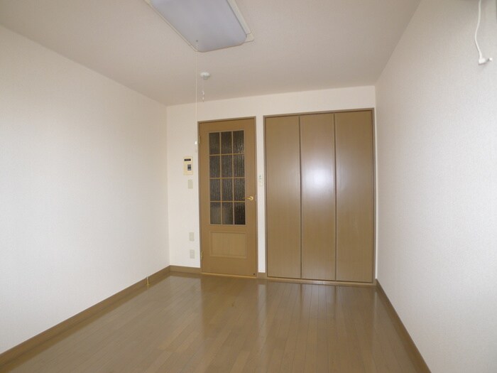 物件内観写真16　(内観写真)