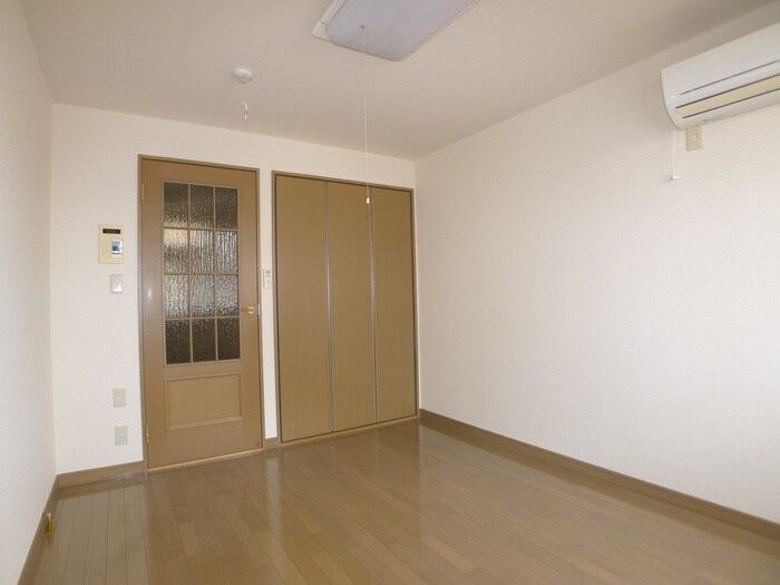 物件内観写真17　(居室)