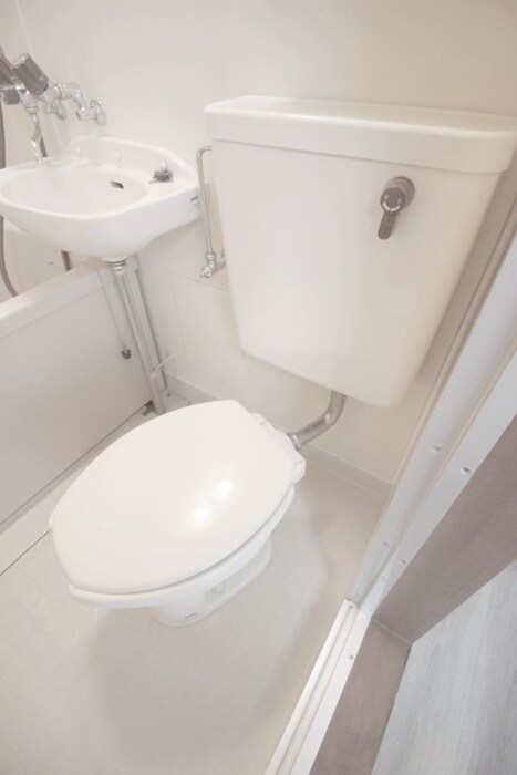 物件内観写真14　(トイレ)