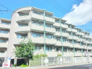 ウインベルソロ梅丘外観写真
