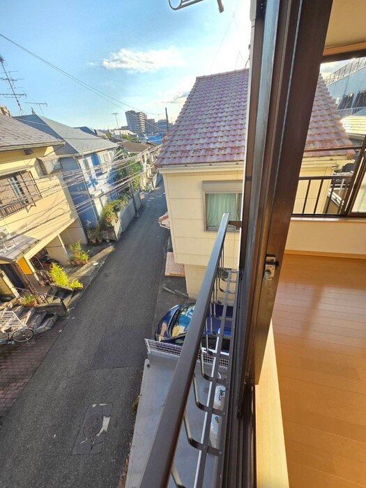 物件内観写真16　(室内からの展望)