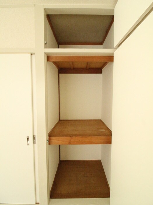 物件内観写真9　(収納)