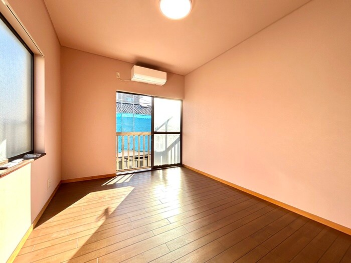 物件内観写真19　(居室)